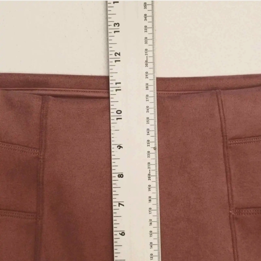 SPANX Faux Suede Leggings Women's Size Large Color Rich Rose - Picture 5 of 11